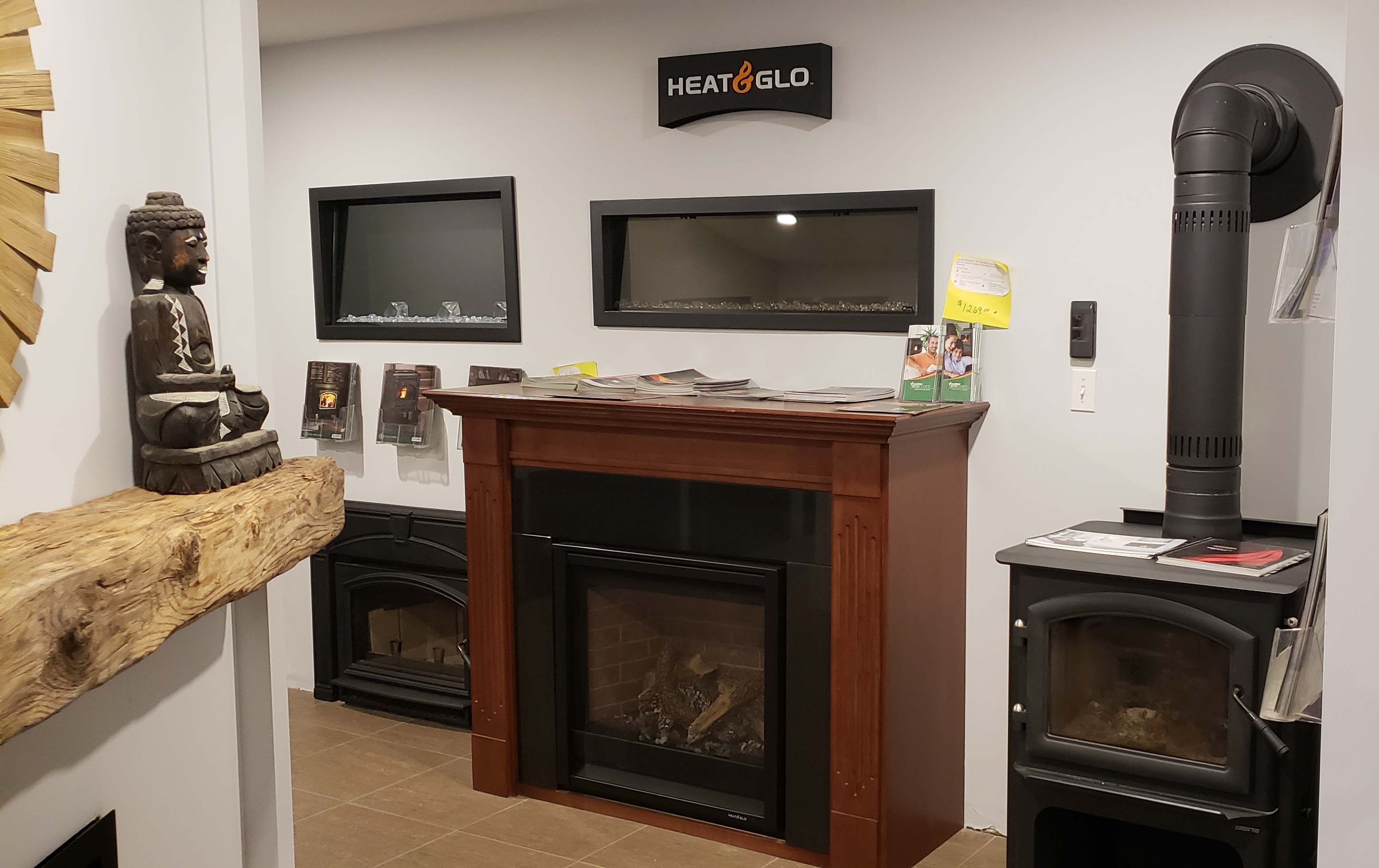 Modern fireplace display